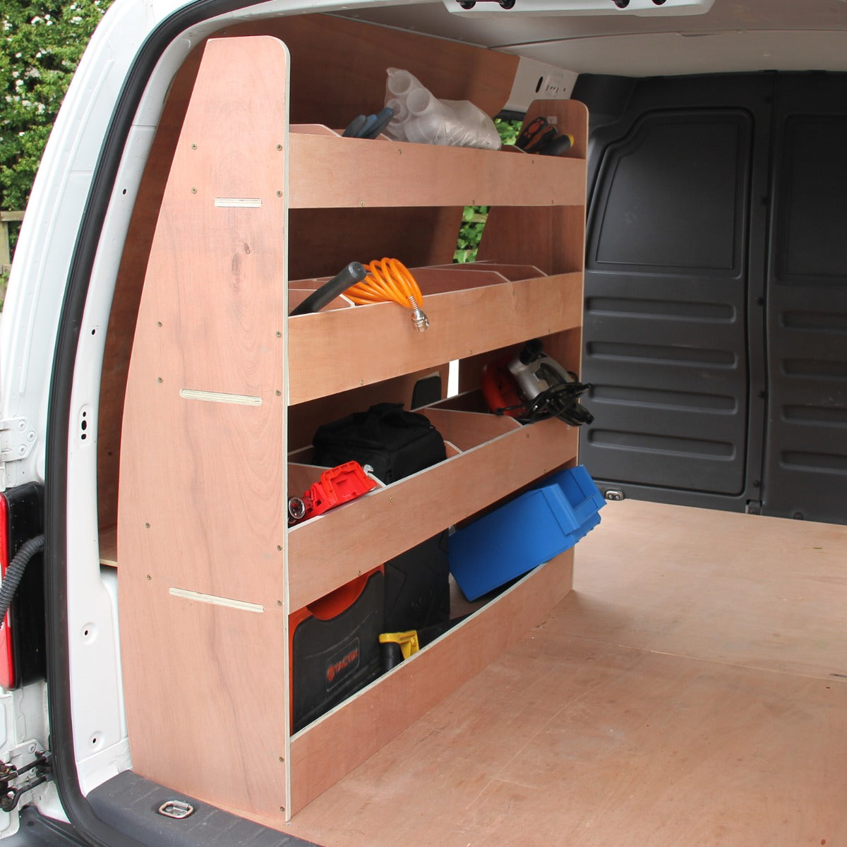 11m² Zilveren Bestelwagenbekleding & VW Caddy Rek