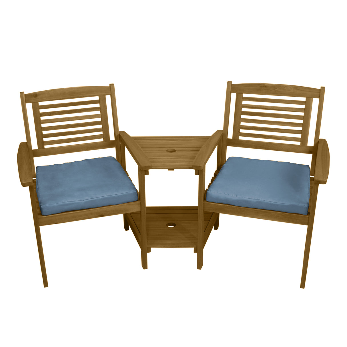 Buiten loveseat met lichtblauwe kussens, gemaakt van hout met een slank ontwerp en een bijpassende tafel in het midden