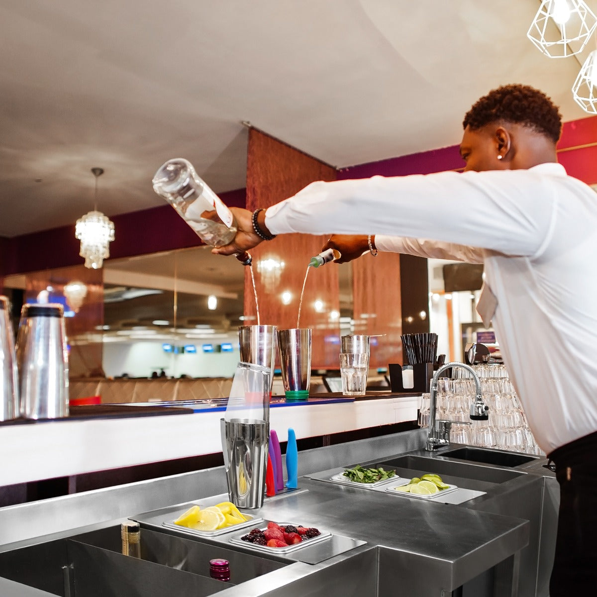 Compact Tweeling Cocktailbar Station