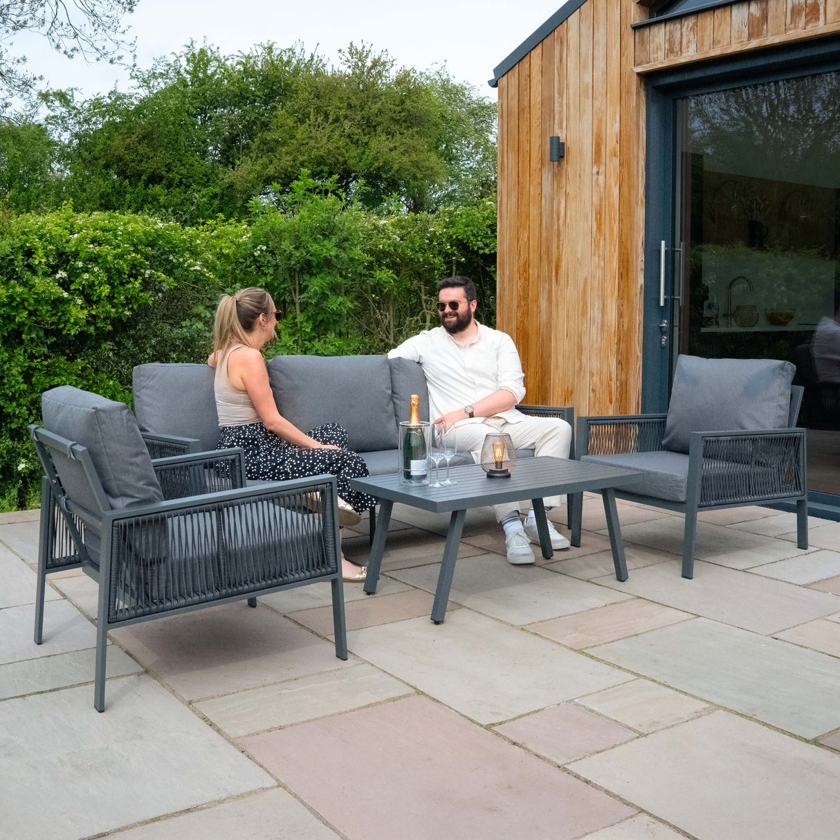 Aluminium 4-Delige Loungeset met Zwarte Rotan Opbergbox - Antraciet Grijs