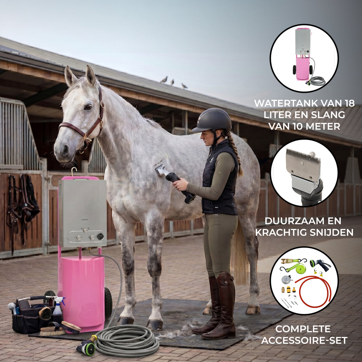 Draadloze roze paardendouche met 18 liter watertank, slang van 10 meter en accessoires, gebruikt door een ruiter bij een paard