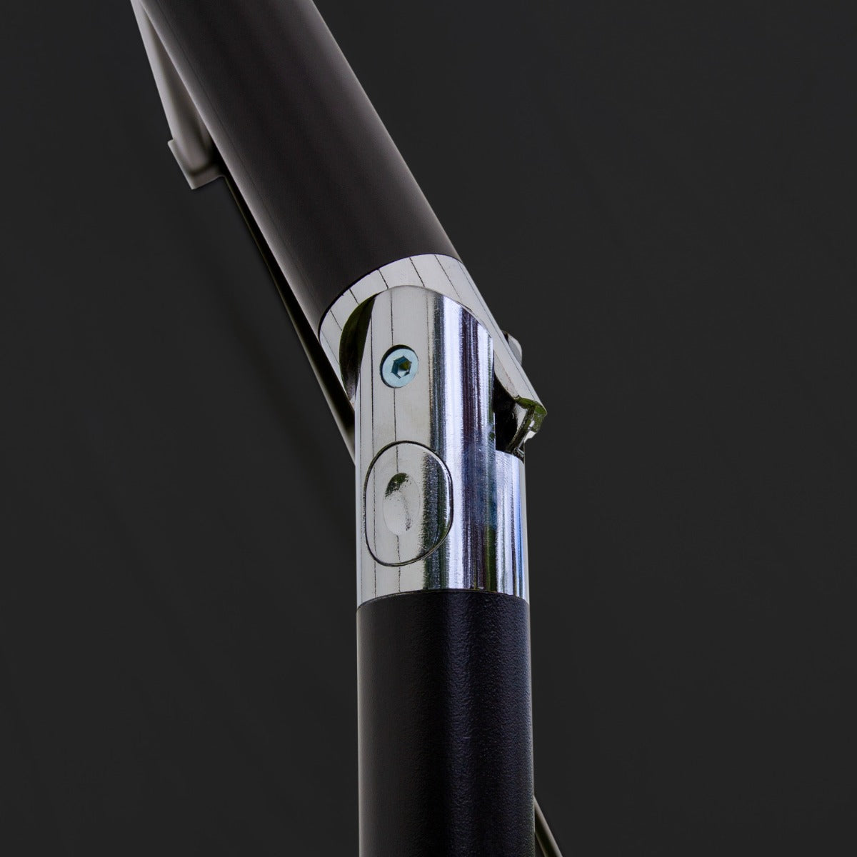 LED Parasol met Kantelfunctie 270 cm - Zwart