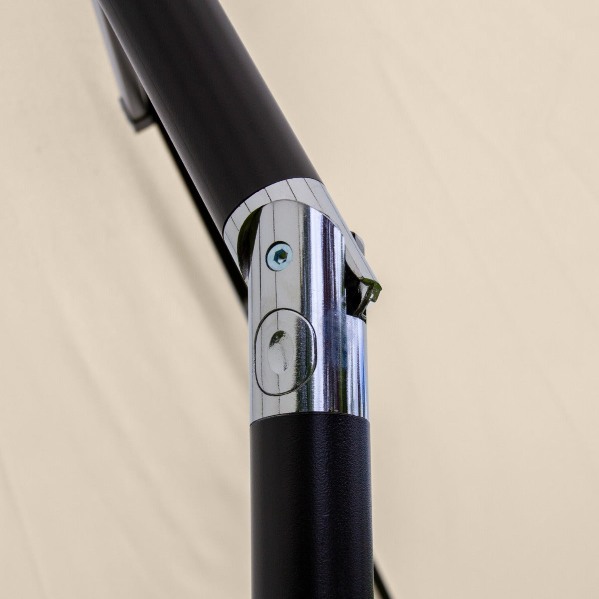 LED Parasol met Kantelfuntie 270 cm - Beige