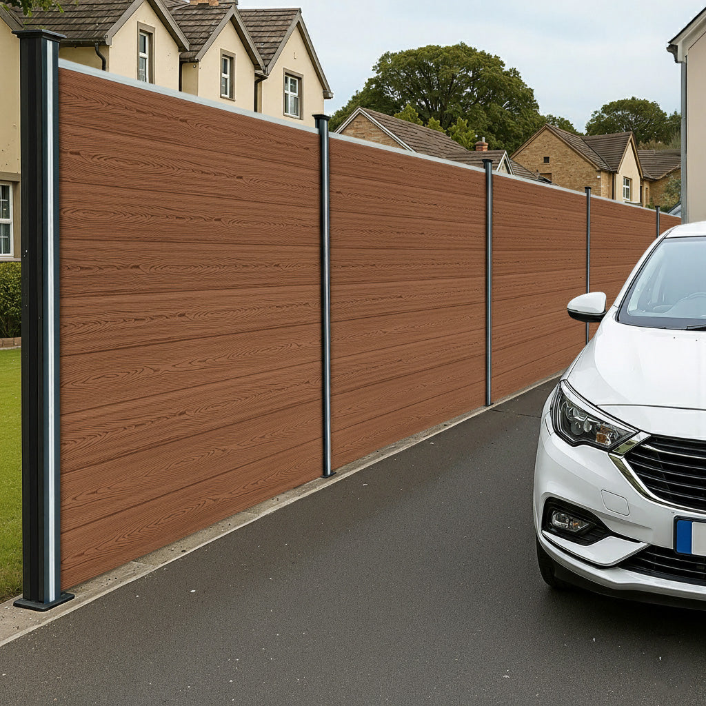 Composiet Schutting Paneel x 4 & LED Palen x 5 - Bruin