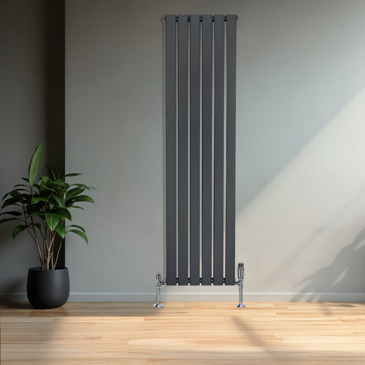 Vlakke panelen design radiator in antraciet grijs, 1 kolom, 1600 x 420mm, met haakse thermostaatkraan en moderne uitstraling