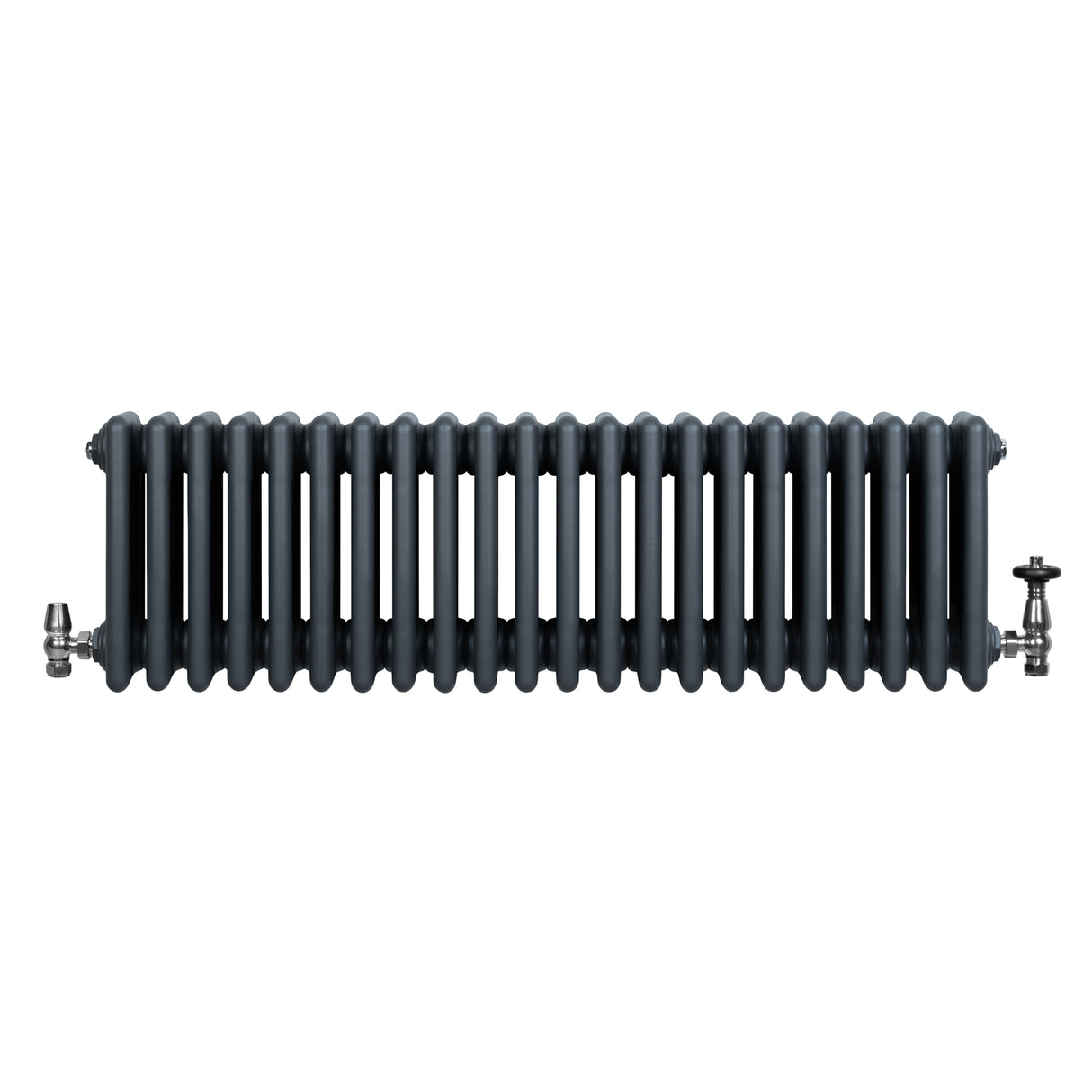 Traditionele 4-kolom radiator in antracietgrijs, met een haakse thermostaatkraan, heeft een strakke, moderne uitstraling en robuuste afwerking