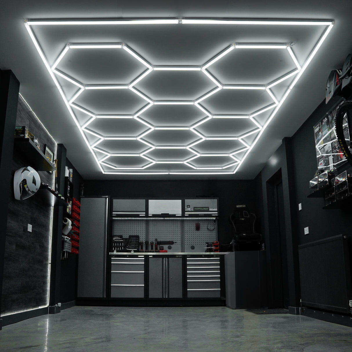 Hexagon LED-verlichting x 2 en Geventileerde Garagevloertegels met Randen - 165 Grijs & 60 Blauw