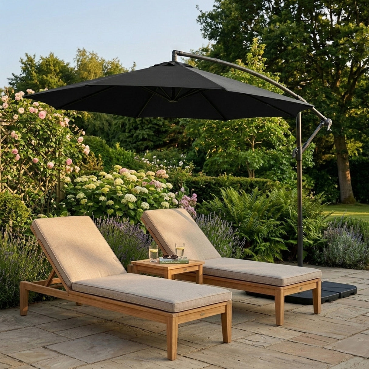 Zweefparasol 3 m met Vierkante Parasolvoet - Zwart