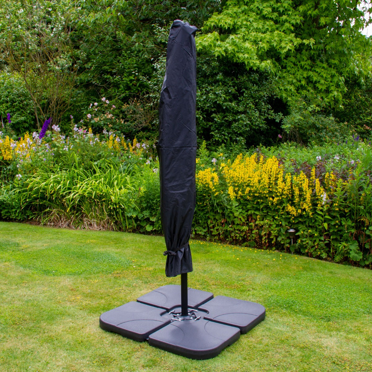 Beige 3m LED Zweefparasol met een eenvoudige voet