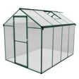 Groene tuinkas van polycarbonaat, 180 x 240 x 194 cm, met transparante wanden en een schuin dak voor optimale lichtinval