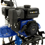 Krachtige 7,5 pk benzine tuinfrees met een blauwe behuizing, zwarte motor en robuuste metalen onderdelen voor tuinbewerking