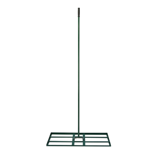 Groene 100 cm gazon leveler met een stevige metalen handgreep en een brede, vlakke basis voor het egaliseren van grasvelden