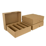 Drie bruine kartonnen dozen, waaronder een doos met vier vakken, perfect voor opslag en organisatie van kleine items