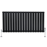 Zwart designradiator met vlakke panelen en een haakse thermostaatkraan, modern en strak, ideaal voor elke ruimte