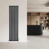Vlakke panelen design radiator in antraciet grijs, 1600 x 420mm, met haakse thermostaatkraan, modern en stijlvol in interieur