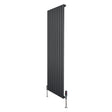 Design radiator met vlakke panelen in antraciet grijs, 1 kolom, 1600 x 560mm, inclusief haakse thermostaatkraan en moderne uitstraling
