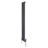 Vlakke panelen design radiator in antraciet grijs, 1800 x 280mm, met haakse thermostaatkraan en moderne, strakke uitstraling