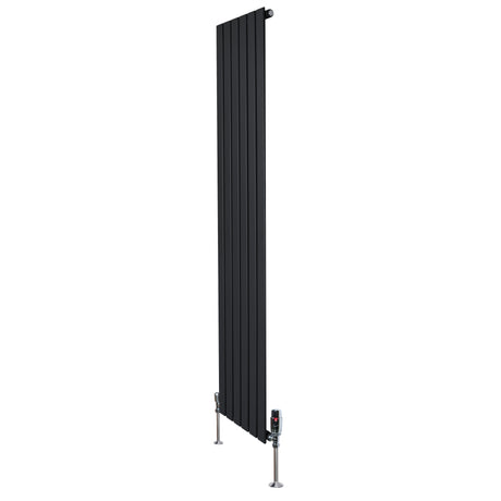 Zwarte designradiator met vlakke panelen, 1 kolom, 1800 x 420mm, inclusief haakse thermostaatkraan en moderne afwerking