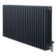 Traditionele antraciet grijze 4-kolom radiator van 600 x 1190 mm met haakse thermostaatkraan en een gladde, stevige afwerking