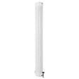Traditionele witte 4-kolom radiator van 1800 x 200 mm met haakse thermostaatkraan, strak en modern ontwerp met verticale ribben
