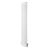 Traditionele witte 4-kolom radiator van 1800 x 290 mm met een haakse thermostaatkraan, strak en modern ontwerp