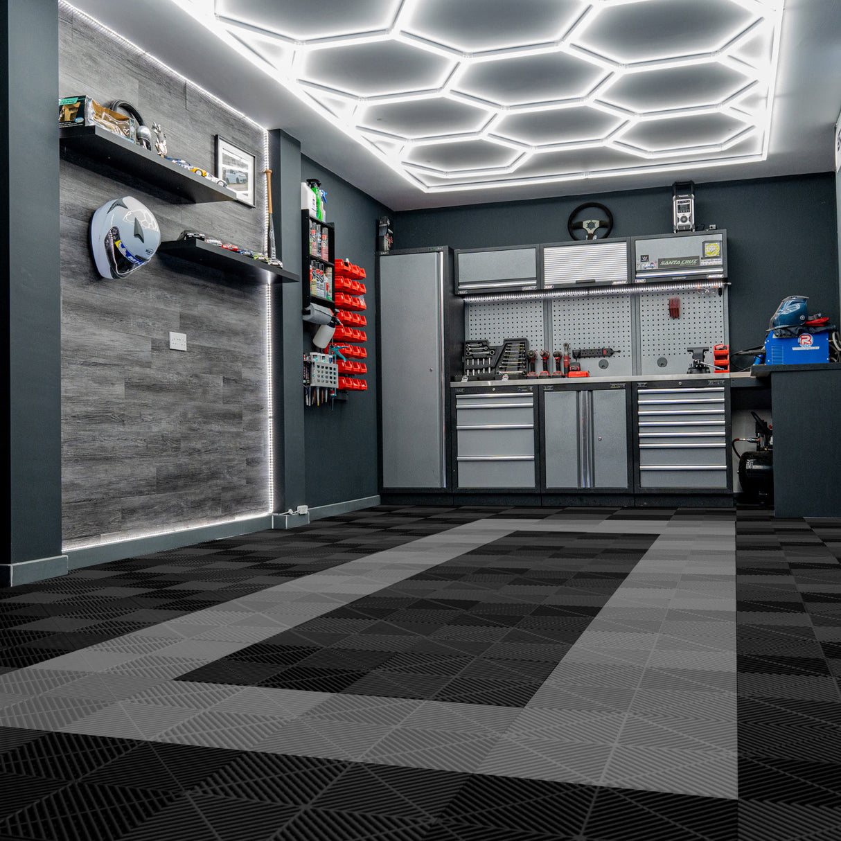 Hexagon LED-Verlichting & Geventileerde Garagevloertegels Met Randen - 90 Zwarte & 30 Grijze Tegels