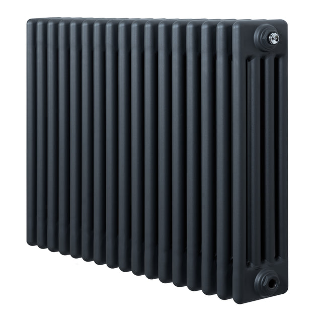 Traditionele 4-kolom radiator in antraciet grijs, met een strakke, verticale structuur en een gladde, matte afwerking