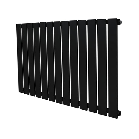 Zwarte designradiator met vlakke panelen, 1 kolom, afmetingen 600 x 910 mm, strakke lijnen en moderne uitstraling