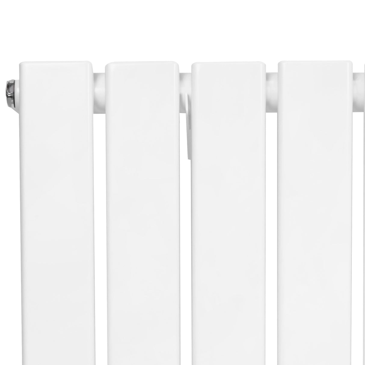 Witte design radiator met vlakke panelen en één kolom, 600 x 1190 mm, met een gladde, moderne afwerking en strakke lijnen