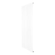 Strakke, witte designradiator met vlakke panelen en één kolom, afmetingen 1600 x 700 mm, ideaal voor moderne interieurs