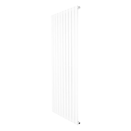 Strakke, witte designradiator met vlakke panelen en één kolom, afmetingen 1600 x 700 mm, ideaal voor moderne interieurs
