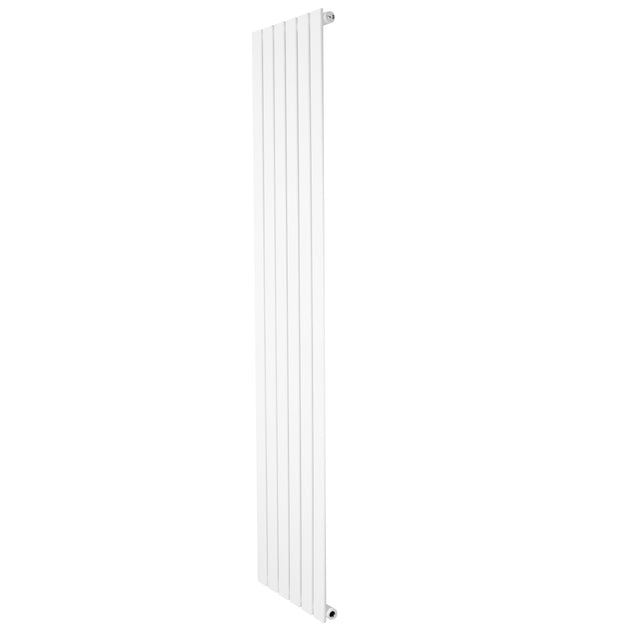 Strakke, witte designradiator met vlakke panelen en één kolom, afmetingen 1800 x 420 mm, ideaal voor moderne interieurs