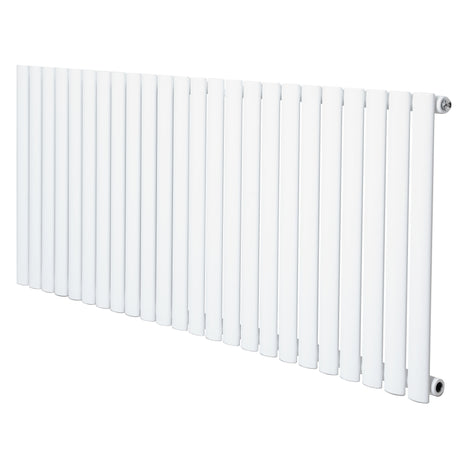 Ovale witte design radiator met één kolom, 600 mm hoog en 1440 mm breed, met een strakke, moderne uitstraling en gladde afwerking