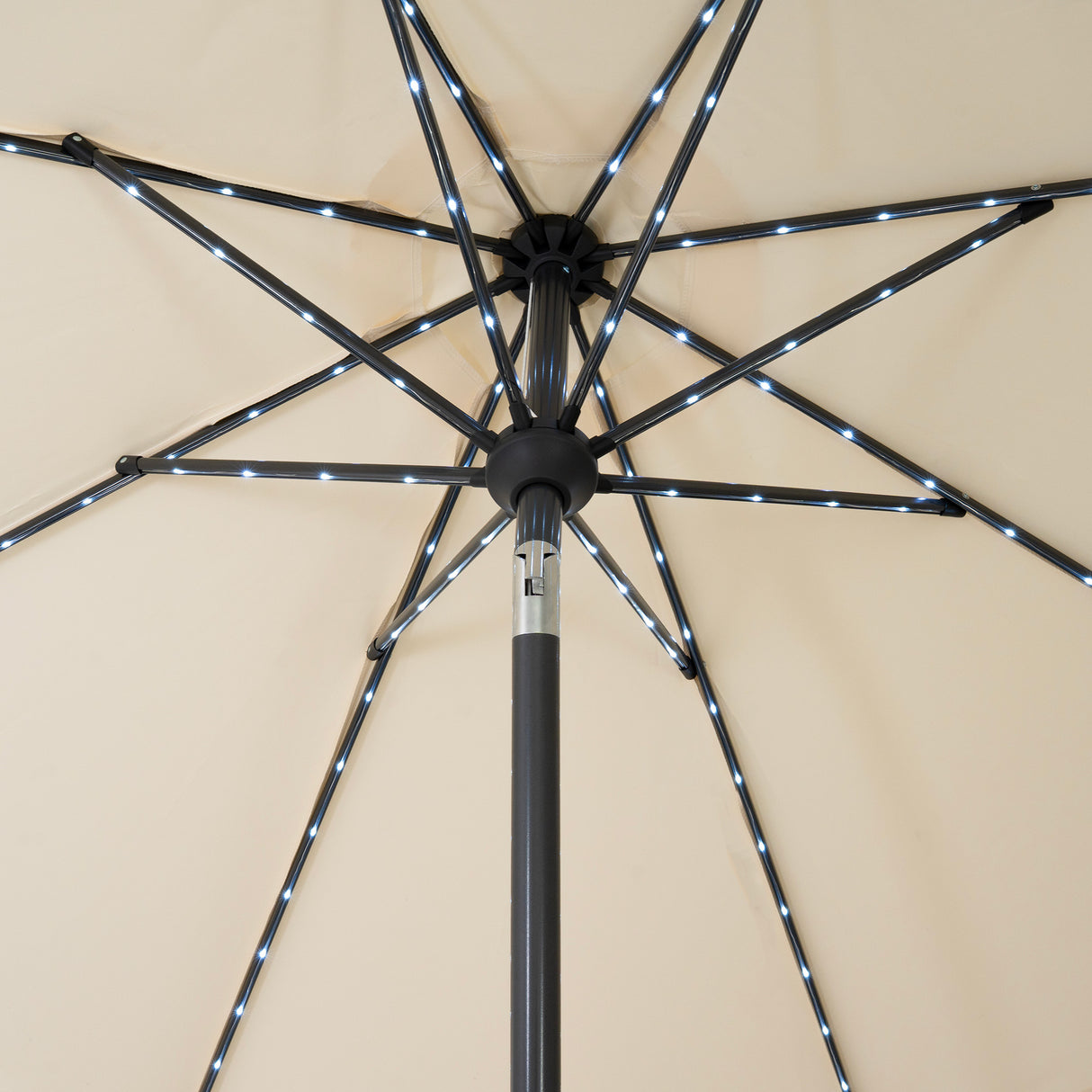 LED Kantelbare Stokparasol 2.7 m met Parasolvoet - Crème