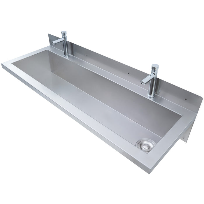 Strakke, moderne roestvrijstalen wastafel met twee hoge kranen en een afgeronde afvoer, perfect voor eigentijdse badkamers