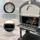 Zwarte KuKoo buiten pizzaoven met een metalen deur, temperatuurmeter en een vuurkamer vol houtskool voor optimale warmtebeheersing