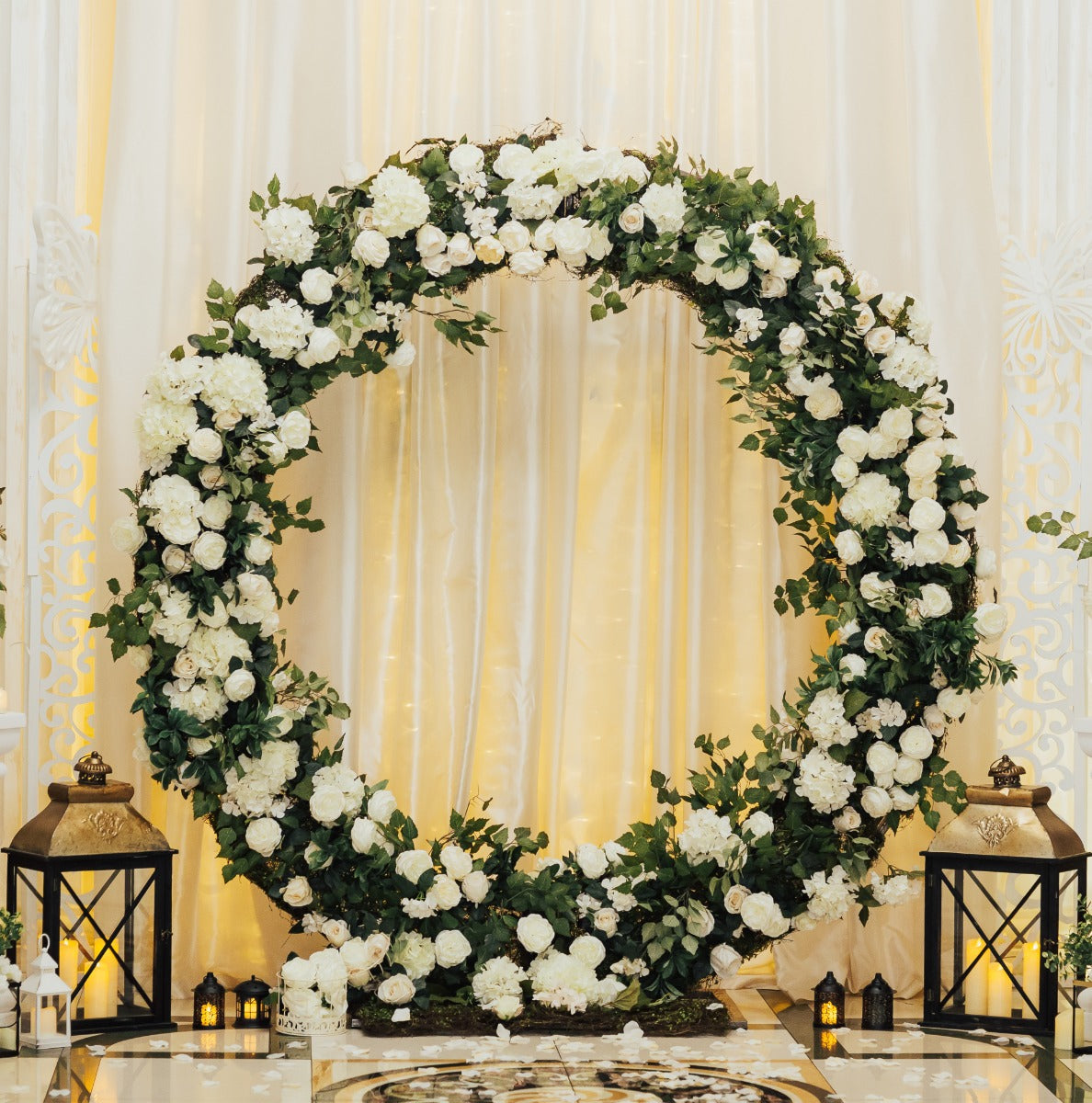 Backdrop Frame Bruiloft Cirkel - 200x56x210 cm - Zilver