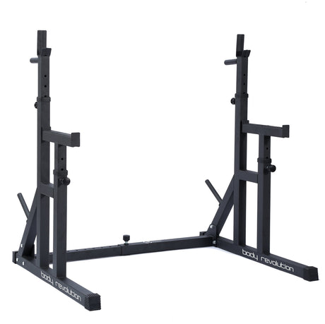 Zwart squat rack van Body Revolution met verstelbare stangen, stevige constructie en antislip voetsteunen voor optimale stabiliteit