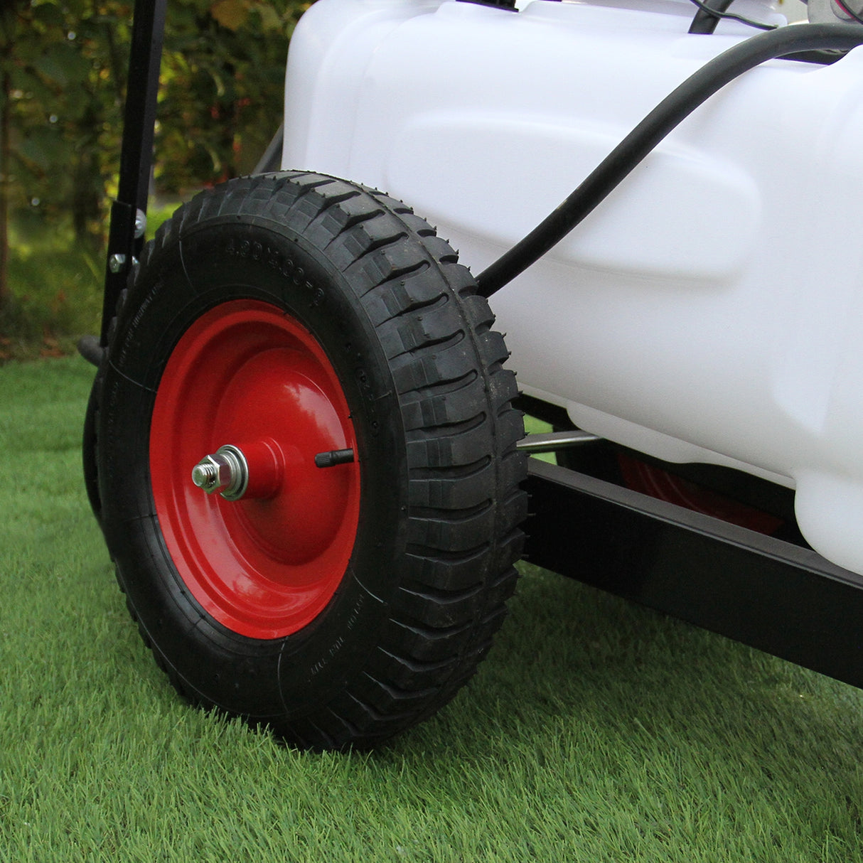 Sproeiwagen getrokken - 100 Liter